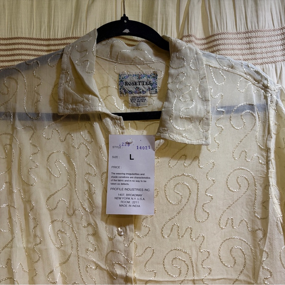 Vintage Sheer Short-Sleeve Button-Up Shirt - L - Picture 2 of 4